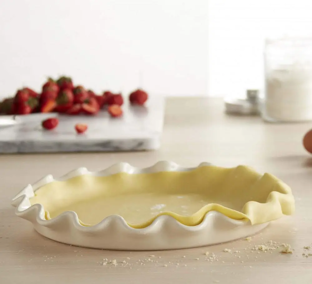 Emile Henry Tarte- & Quicheform Mit Wellenrand In Granatapfel 4 Emile Henry Tarte- & Quicheform Mit Wellenrand In Granatapfel – Bild 2