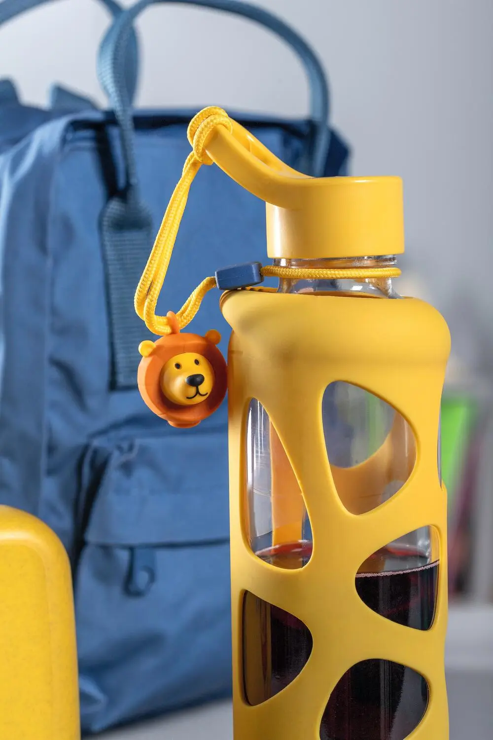 Leonardo Trinkflasche BAMBINI 500 Ml Gelb Löwe 7 Leonardo Trinkflasche BAMBINI 500 Ml Gelb Löwe – Bild 5