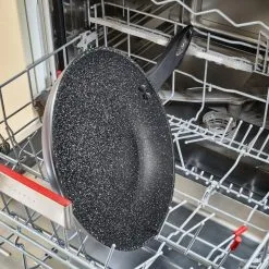 Zyliss Geschmiedete Aluminium-Pfanne, Antihaftbeschichtung,20 Cm 14 Zyliss Geschmiedete Aluminium-Pfanne, Antihaftbeschichtung,20 Cm -Küchenorganisation Verkäufe 220 E980063U E980064U E980065U E980107U Lifestyle