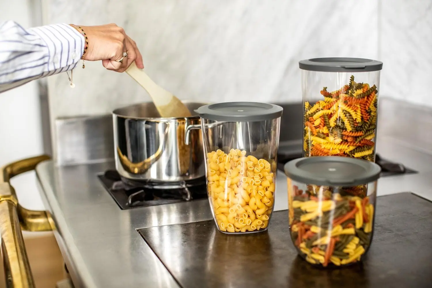 Koziol Vorratsdose CONNECT DRY In Grau 6 Koziol Vorratsdose CONNECT DRY In Grau – Bild 4