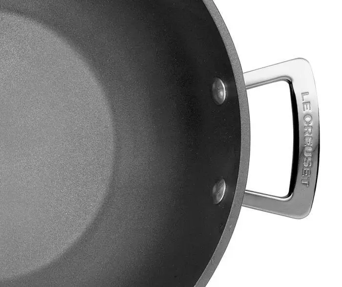 Le Creuset Aluminium-Antihaft Wok-Pfanne 10 Le Creuset Aluminium-Antihaft Wok-Pfanne – Bild 8