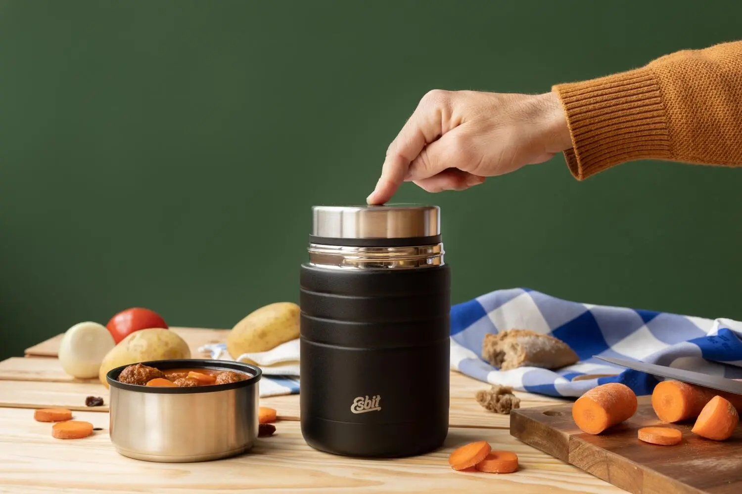 Esbit MAJORIS Edelstahl Thermobehälter, 0.8L, Schwarz 9 Esbit MAJORIS Edelstahl Thermobehälter, 0.8L, Schwarz – Bild 7