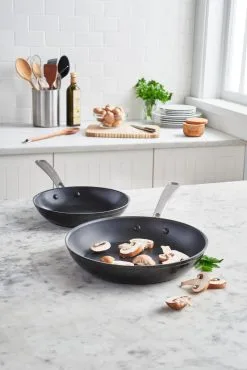KitchenAid Antihaft-Bratpfanne 14 KitchenAid Antihaft-Bratpfanne -Küchenorganisation Verkäufe Kitchenaid Bratpfanne Ambiente3 1
