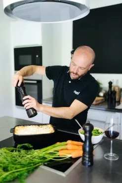 Appolia Auflaufform Rechteckig In Satin-schwarz 27 Appolia Auflaufform Rechteckig In Satin-schwarz -Küchenorganisation Verkäufe Paris Black Satin 41922 4193941946 41953 APPOLIA Black Satin 61500 61494 lifestyle Maxime Dubois until 2032 05