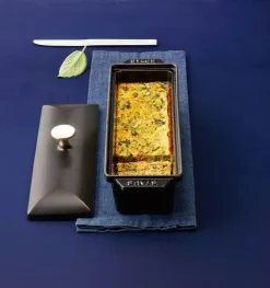 Staub Terrine Aus Gusseisen In Schwarz -Küchenorganisation Verkäufe terrine rect noir terrine legumes basilic amb 1 l